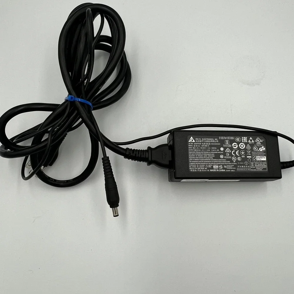 Delta AC Adapter Unisex OS Black Very Good ADP-40DD B 12V 3.33A 40W Power Supply